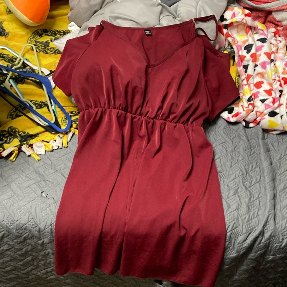 Elegant Burgundy Women's Dress